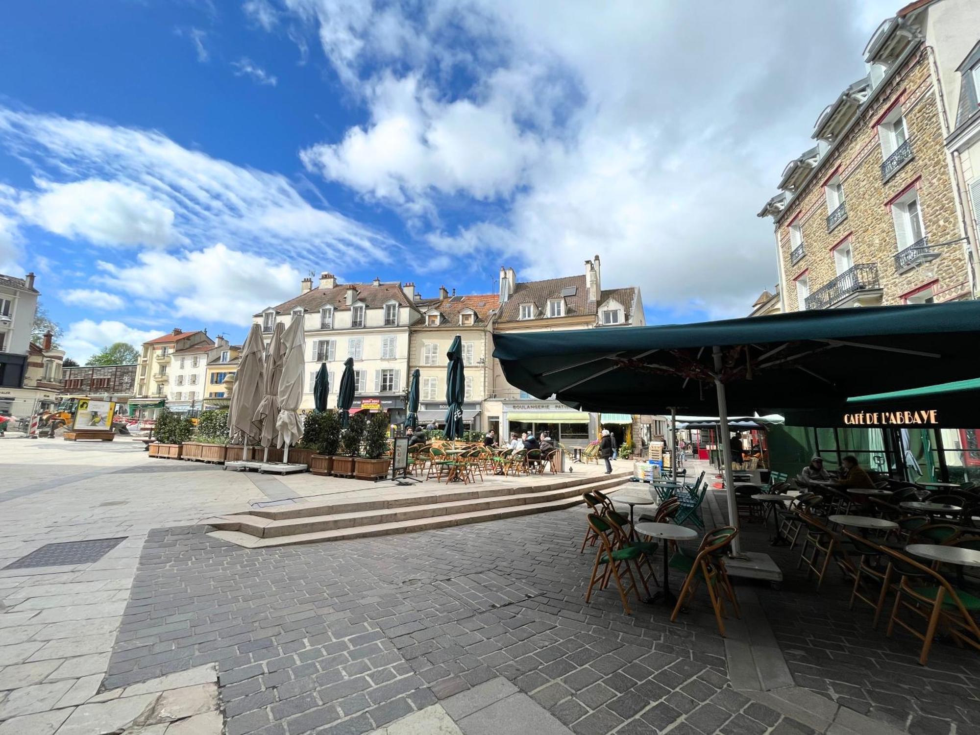 Paris Cocon - Disneyland, Parking, Hypercentre, Train Station Lagny Exterior foto