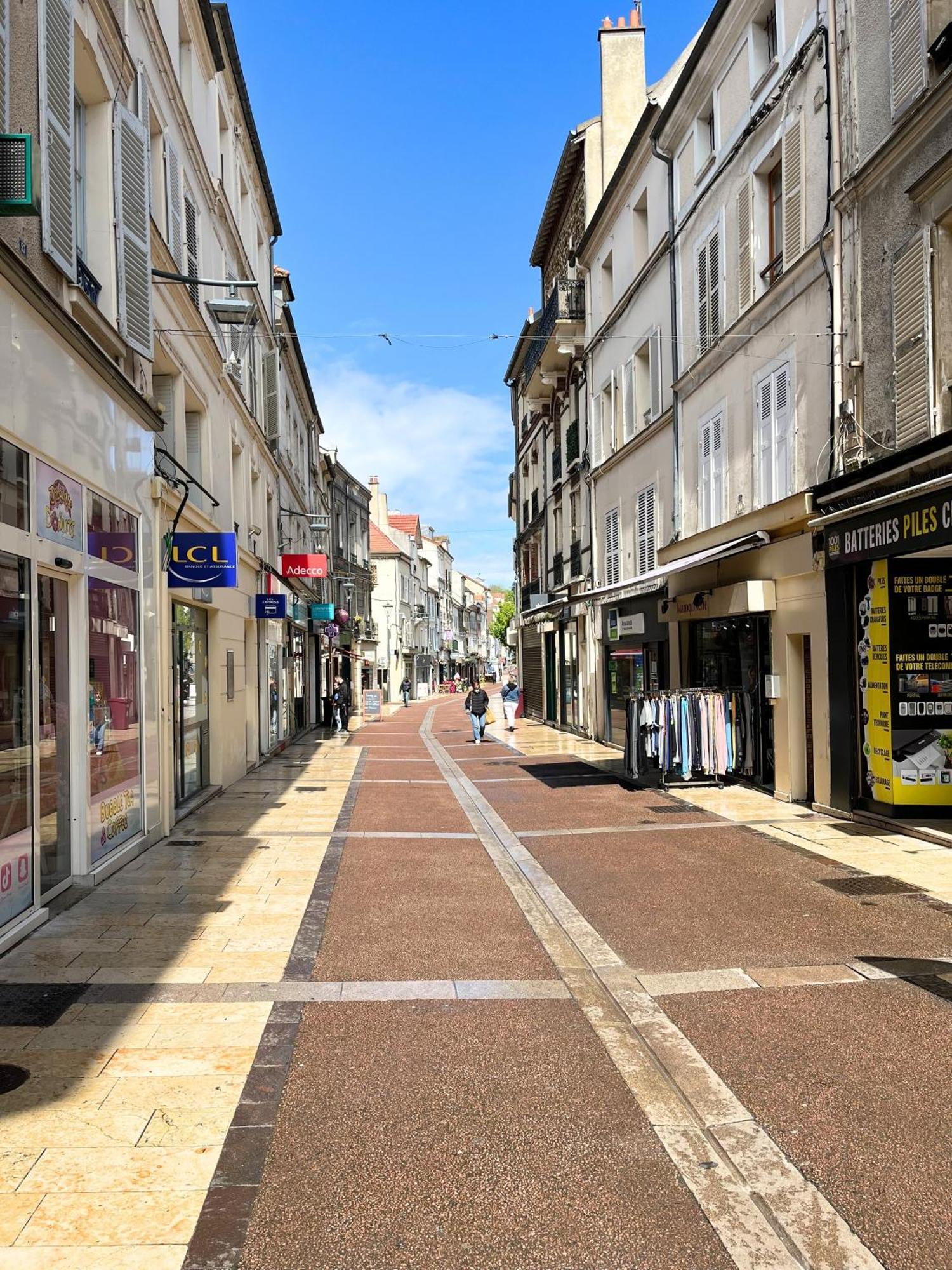 Paris Cocon - Disneyland, Parking, Hypercentre, Train Station Lagny Exterior foto